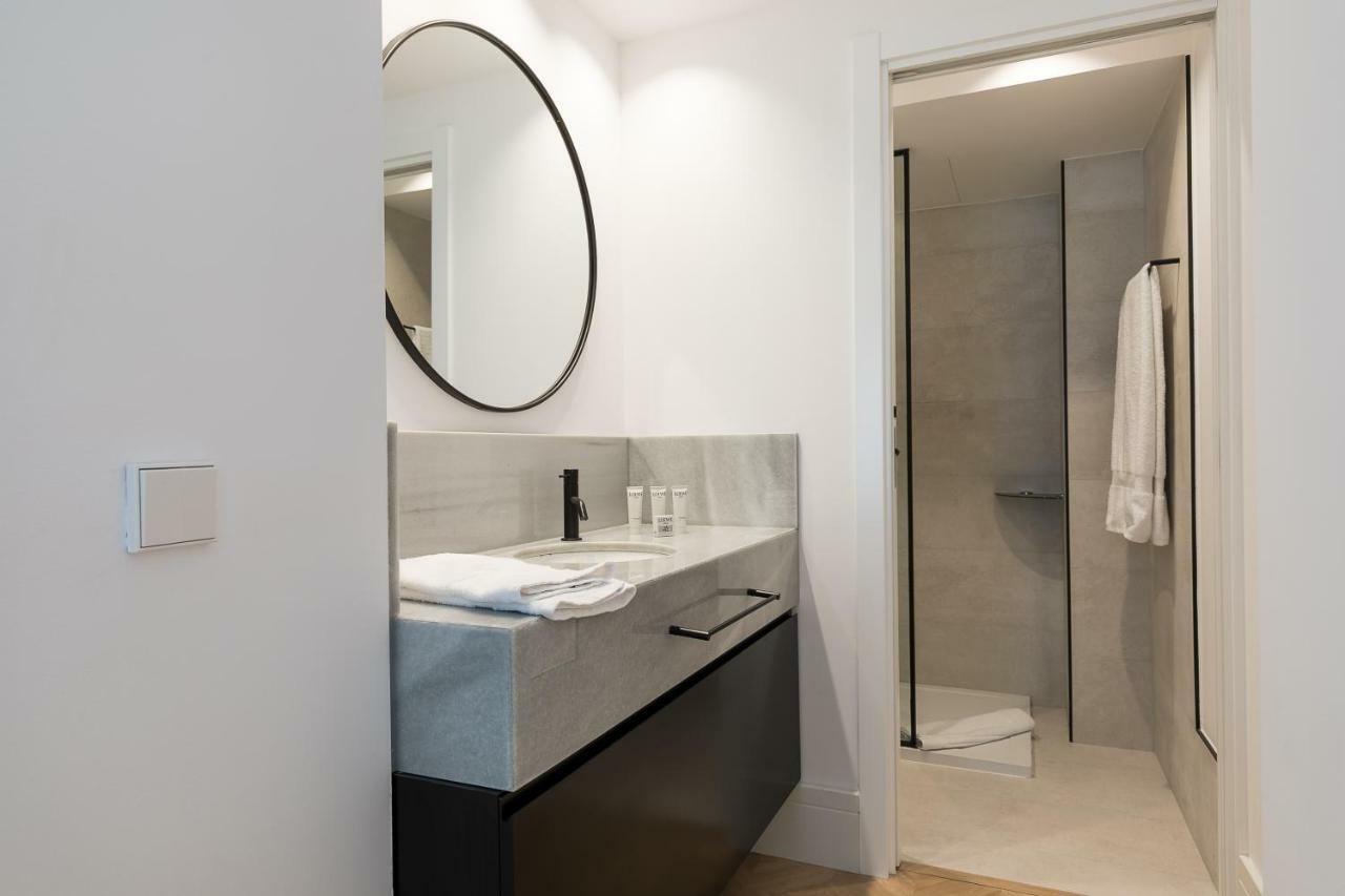 Feelathome Waldorf Suites Apartments Madrid Exterior foto